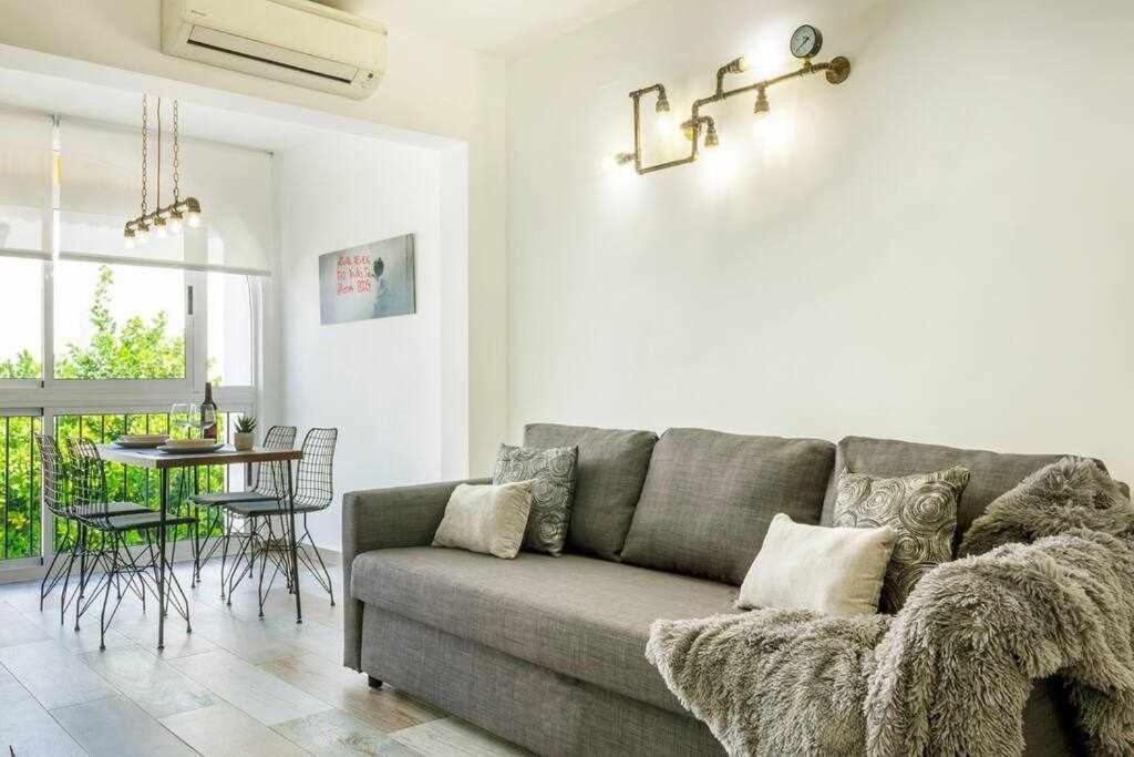 Bungalow Pink Palm Beach Torrevieja Exterior photo